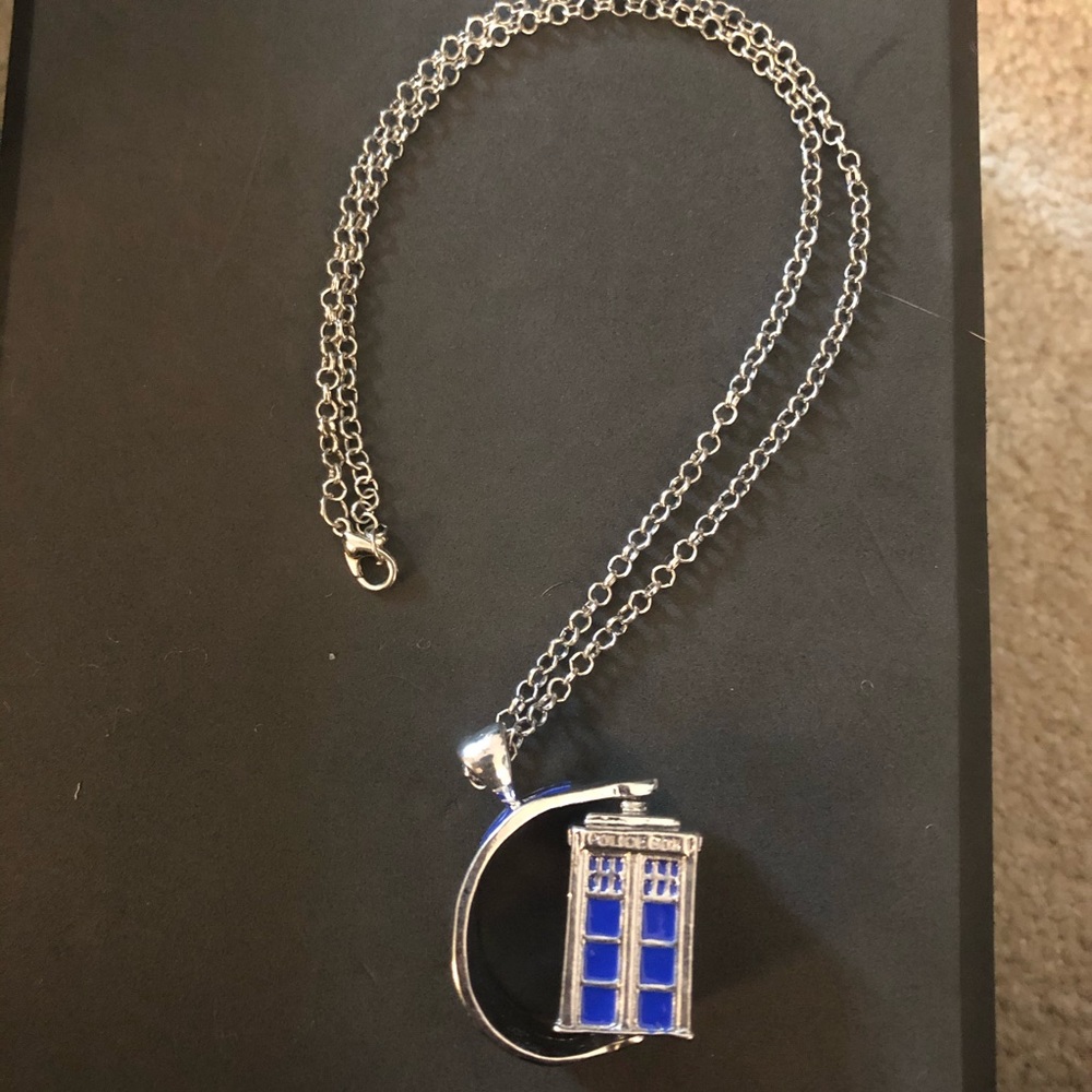 Fun Dr Who Pendent Necklace